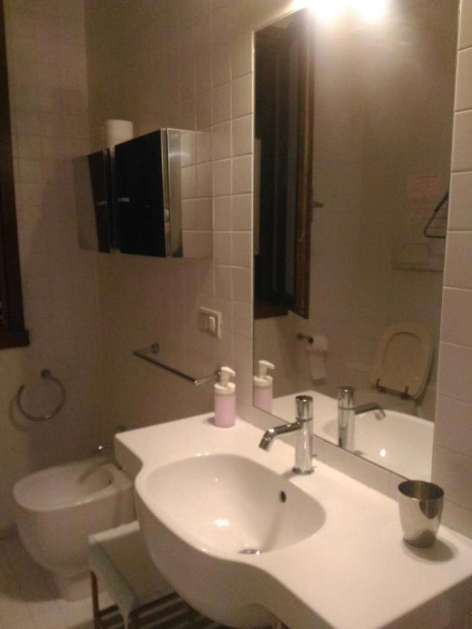 Gabriele House Panzió Padova Kültér fotó